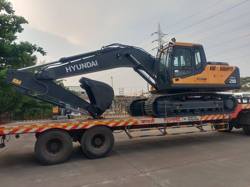 Heavy-duty excavator hire - ZAM Africa Earthmovers Heavy-duty excavator for hire in Zambia