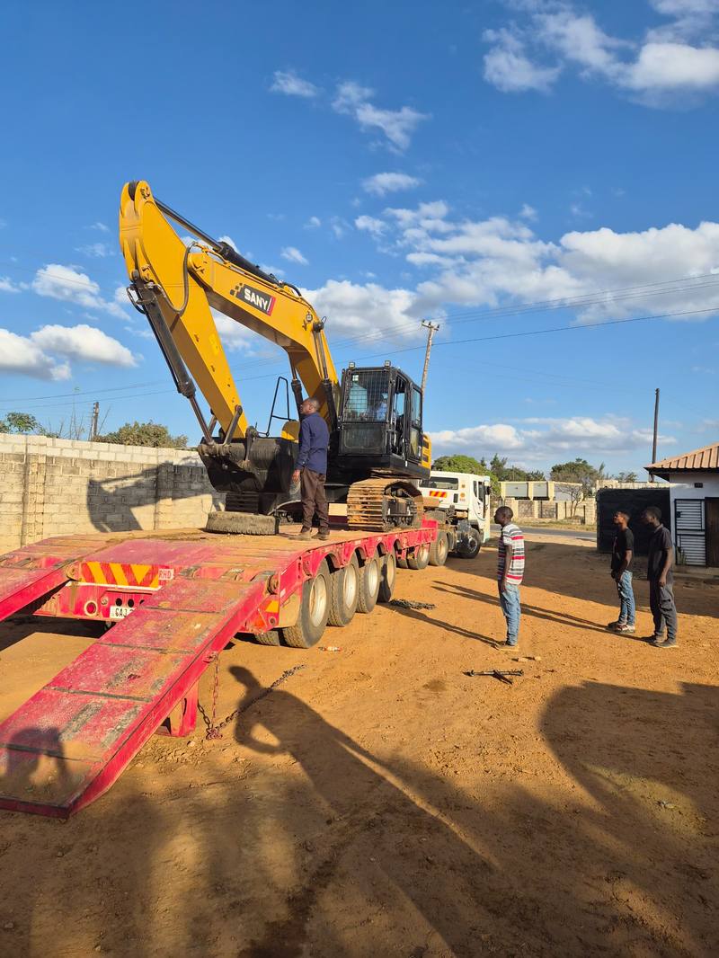 Low bed truck transport - ZAM Africa Earthmovers Low bed truck for heavy equipment transport in Zambia
